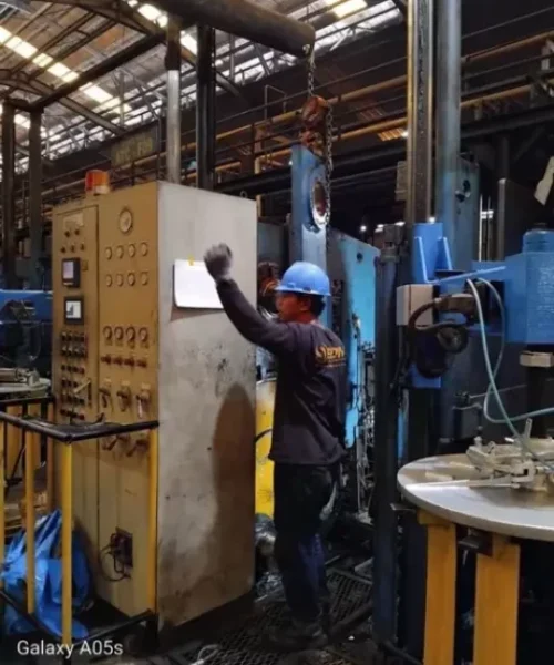 BUSHING CRANK GEAR & BUSHING SIDE LINK UPPER LOWER (2) BUSHING CRANK GEAR & BUSHING SIDE LINK UPPER LOWER (2)