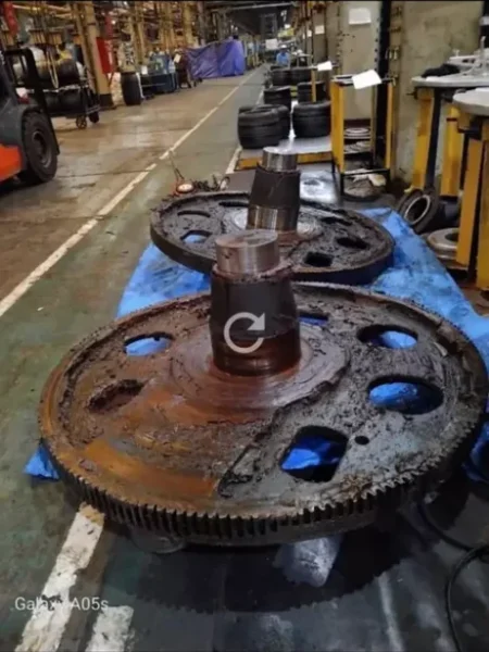 BUSHING CRANK GEAR & BUSHING SIDE LINK UPPER LOWER (6) BUSHING CRANK GEAR & BUSHING SIDE LINK UPPER LOWER (6)