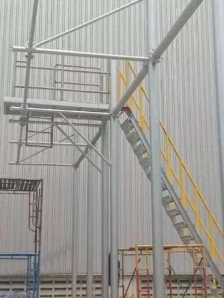 DECK & SAFETY LINE LOADING BALER (7) DECK & SAFETY LINE LOADING BALER (7)